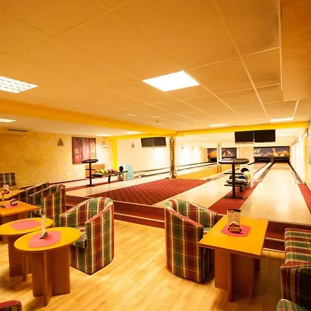 Sport-v-hotel Ξενοδοχείο 4*