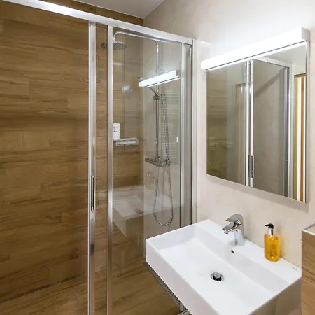 Sport-v-hotel 4* Хротовице
