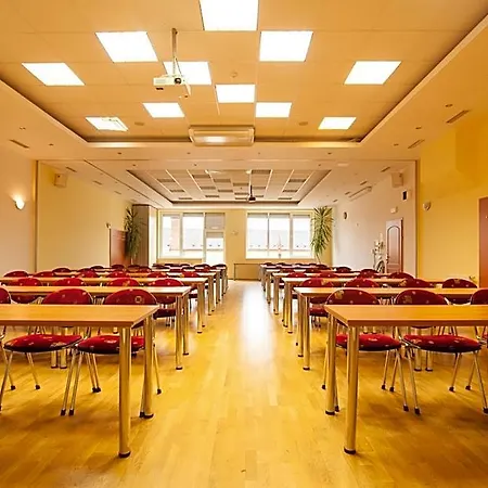 Sport-v-hotel Hotel 4*